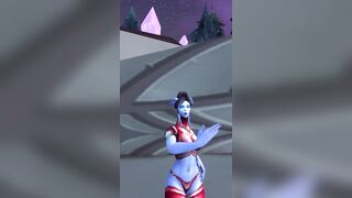 Draenei Female sexy dance (World of Warcraft)