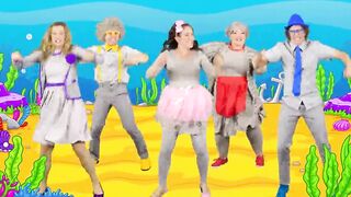 Baby Shark big boob bounce dance
