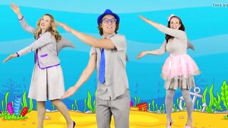 Baby Shark big boob bounce dance