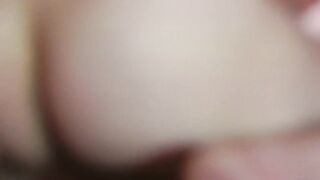 無修正 援交 変態人妻にJKコスプレさせて無責任に大量中出し！ペニスについた精子もしっかりマンコに押し込む変態キモデブおやじ