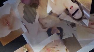 【動画リクエスト】今回は彼女（y）の写真を撮りながら自慰行為をする変態。 最後に濃厚精液を大量に振りかけました。