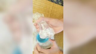 【個人撮影】オナホに中出し 大量射精 喘ぎ声あり