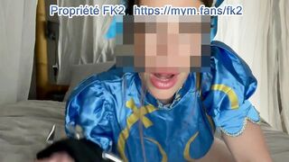 Masturbation Hard D'une MILF En Chaleur Déguisée En CHUN-LI - COSPLAY STREET FIGHTER