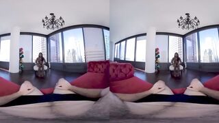 Full VR Black Chick Deepthroat Dick