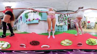 VR 360° Blogika with Friends on a Picnic