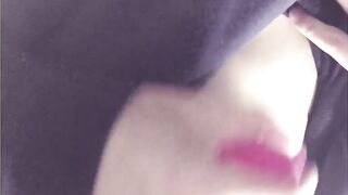 【ちくびぜめ】ぽっちり乳首をエッチな色のスポンジでコリコリ Nipple Massage with PINK Sponge Japanese Masturbation Orgasm