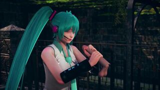 Miku makes a Fan Pleasing before a Concert