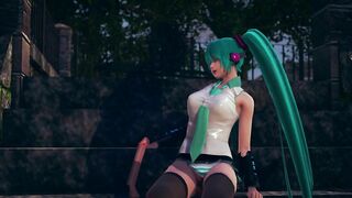 Fan Sticks Fingers in Miku's Pussy