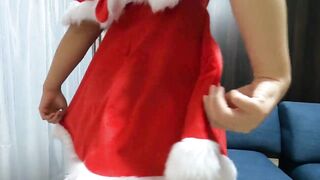 Santa Cosplay Girl Massage