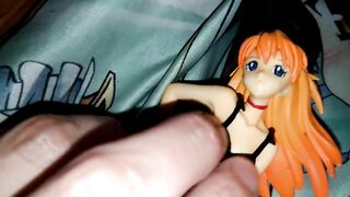 新世紀エヴァンゲリオン式波アスカラングレー黒ワンピースフィギュアに大量ぶっかけオナニー【全裸キモオタクの喘ぎ声あり】