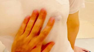 【japan】ローションで美乳をマッサージ