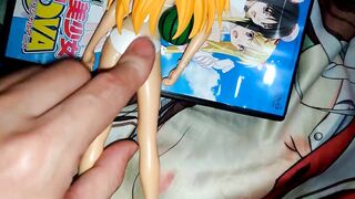 日焼け白ビキニのエヴァンゲリオン式波アスカラングレーのフィギュアにぶっかけ&キス&舐めまわし【キモオタクのオナニー】