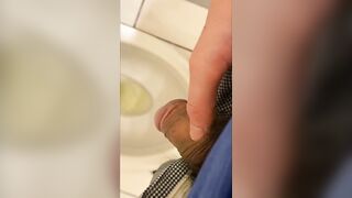 【個人撮影・喘ぎ声あり】　変態素人医学生　おしっこ動画まとめ①　日本人　デカチン　手コキ