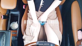 広いコンビニの駐車場で...♡車内オナニー