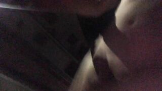深夜に近所を全裸勃起で徘徊。撮影の難しさを感じるも、いつも通りの散歩はできた　野外露出散歩　0203　晴　気温2度