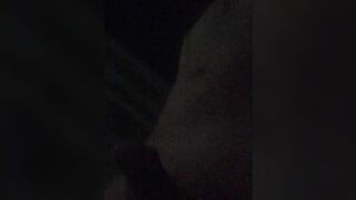 深夜に近所を全裸勃起で徘徊。撮影の難しさを感じるも、いつも通りの散歩はできた　野外露出散歩　0203　晴　気温2度