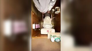弟のリアルのおしっこww