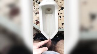 無修 酔でシッコ
