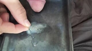 尿道が詰まるほどの特濃精子が出たので、いろいろ弄ってみました。