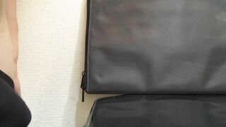 オナ禁明けのお久し射精を気持ちよく行い、射精後は不純物の多い濃厚精液をいじる変態君。