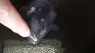 きっつきつの高反発オナカップの刺激が強すぎて大量射精してしまう変態君。