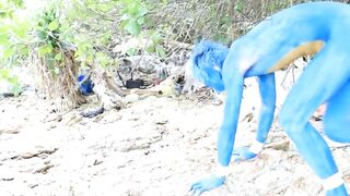 Bodypinat Cosplay : a Blue Pokemon in the Wild