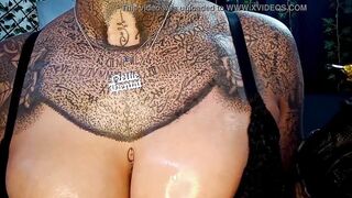 NELLIE HENTAI - SELF TATTOOING