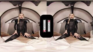Teen Blonde Katniss Fulfills Her Fuck Fantasy HUNGER GAMES A XXX