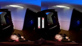 VRCosplayX.com Selvaggia Babe As Sonya Has Ever-Wet Pussy MORTAL KOMBAT XXX