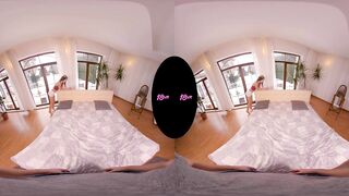 18VR Skinny Teen GF Gina Gerson Has Very Greedy Pussy