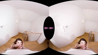 18VR.com Petite Teen Giorgia Roma Offers You Cookies And Her Ass