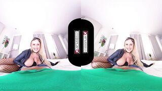 VRCosplayX.com Make Up Sex With Busty Black Canary XXX Parody