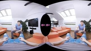18VR Vinna Reed Enjoys Anal Threesome VR Porn