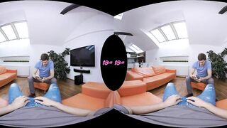 18VR Vinna Reed Enjoys Anal Threesome VR Porn