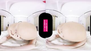 BaBeVR.com Your Blonde GF Val Dodds Puts Toy Show For You
