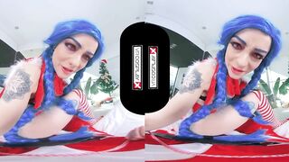 VRCosplayX.com Fill Jinx's Pussy With Your Hard Dick Santa