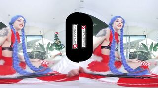 VRCosplayX.com Fill Jinx's Pussy With Your Hard Dick Santa