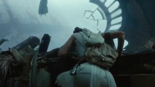 Rey gets a glimpse of the dark side