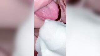 パンツを被せてフェラチオ パンツこき パンコキ　Blowjob with pants on panty job