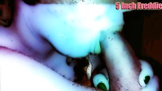 5 Inch Freddie gets his dick sucked real proper like