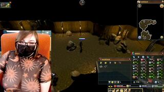 Busty Gamer girl shows Runescape Stats