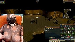 Busty Gamer girl shows Runescape Stats