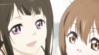 Bendice a sus compañeras despues de clase Iinari Saimin Kanojo