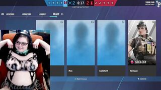 Busty BBW streamer flashes tits on stream!
