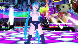 Hatsune Miku Fingering On Stage & Squirting On The Crowd