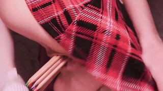 SCHOOLGIRL STRETCHES HER TIGHT PUSSY WITH PENCILS