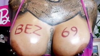NELLIE HENTAI - SHOWING MY BIGGEST FAN SOME LOVE