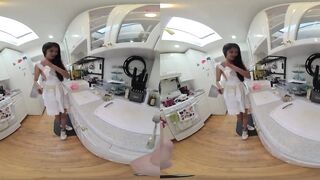 Viva Athena in VR 3D 180