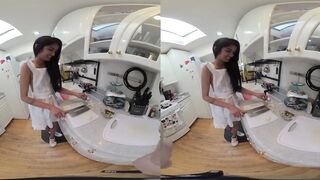 Viva Athena in VR 3D 180