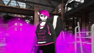 Skunk facesits and facefarts on you for a gym job